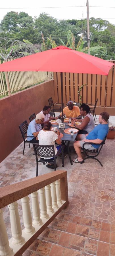 Komfort Getaway Villa At Countrymist Ocho Rios Eksteriør bilde